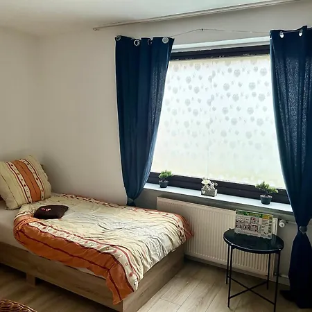 Deine Pension, 2-3 Bettzimmer Pensión