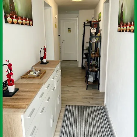 Deine Pension, Multi P2, 2-3 Beds, 15qm, Check-in 4pm 5am 3*