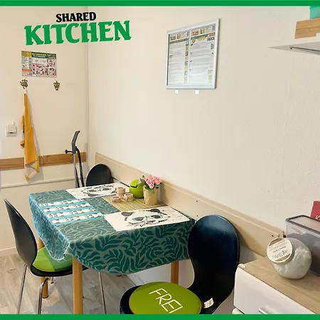 Deine Pension, Multi P2, 2-3 Beds, 15qm, Check-in 4pm 5am クレーグリンゲン