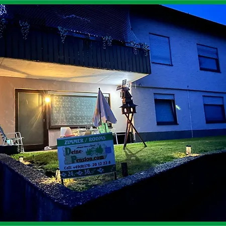 Deine Pension, Multi P2, 2-3 Beds, 15qm, Check-in 4pm 5am 3*